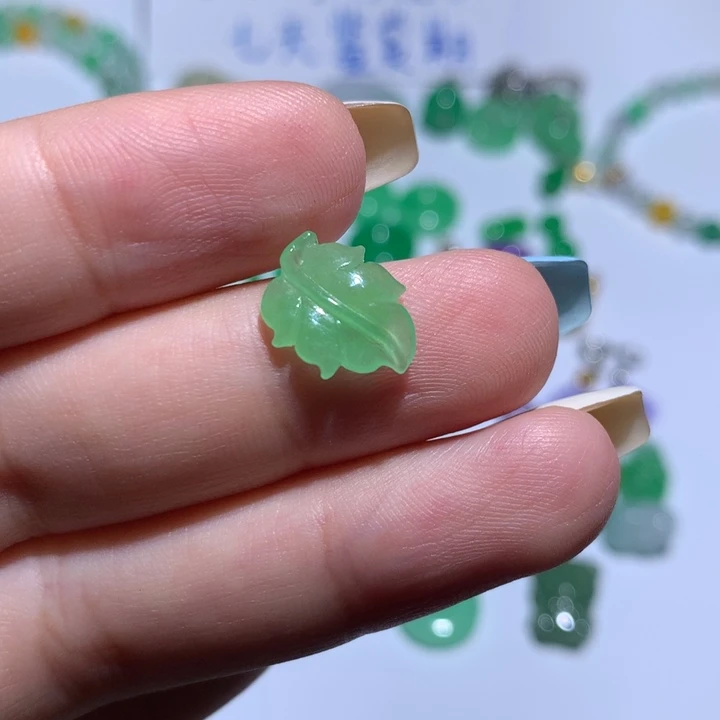 翡翠未镶嵌颈饰无镶嵌6