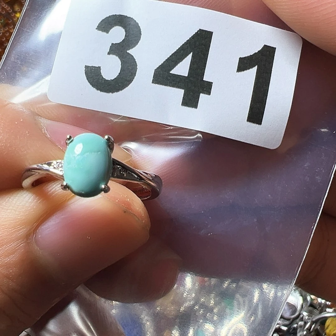 石英质玉戒指未镶嵌