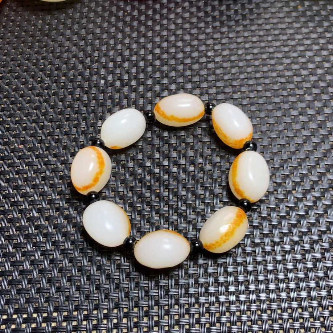 帅**际新疆戈壁石五彩石