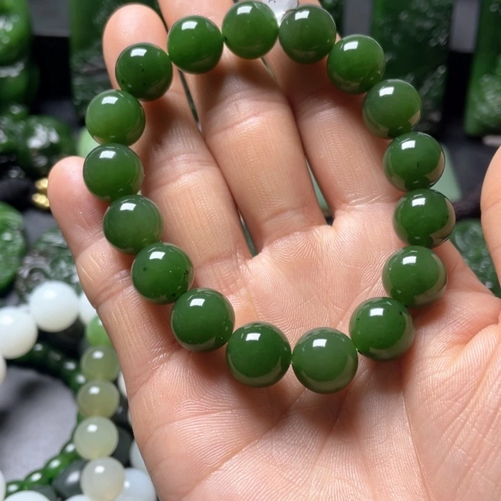 和田玉（碧玉）颈饰未镶嵌