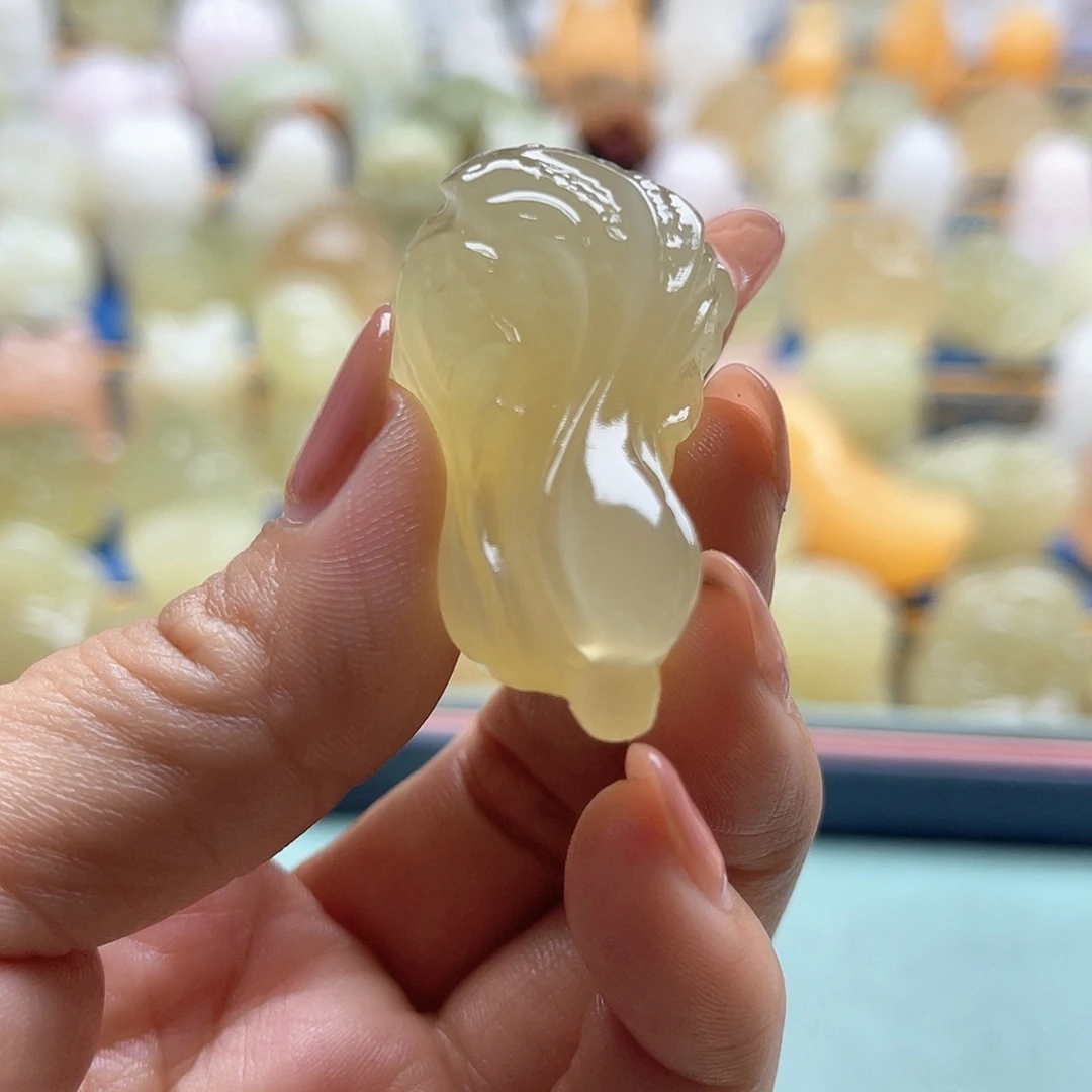 新疆昆仑山脉山料