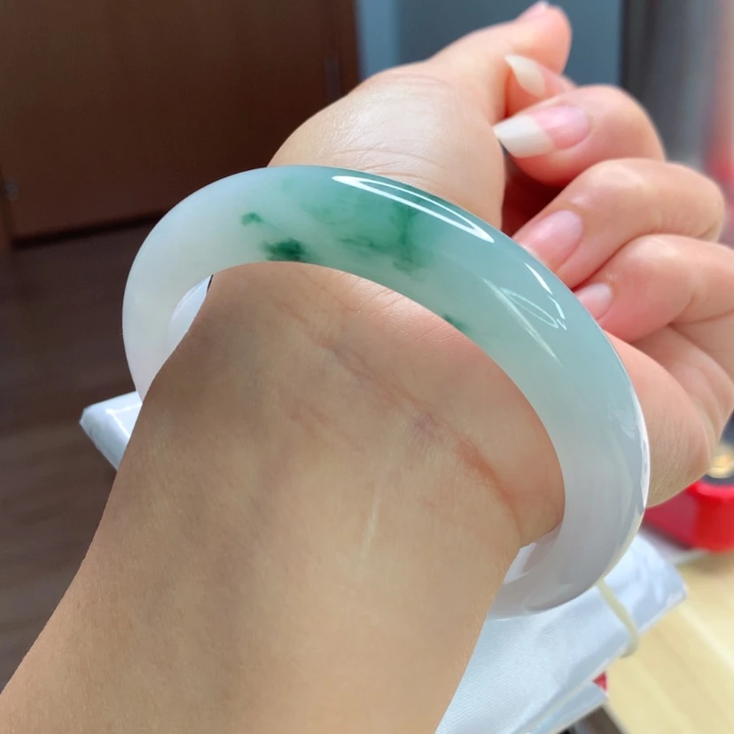 【闪购商品】翡翠手镯未镶嵌天然翡翠手镯