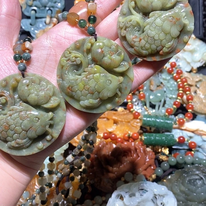 岫玉毛衣链未镶嵌