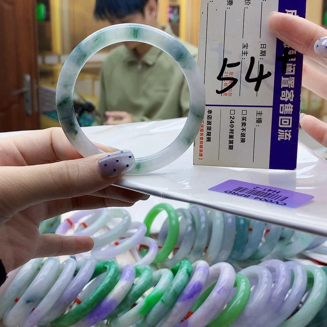 翡翠未镶嵌手镯hji