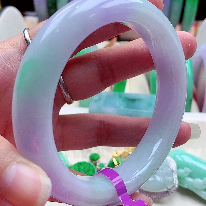 翡翠未镶嵌手镯翡翠