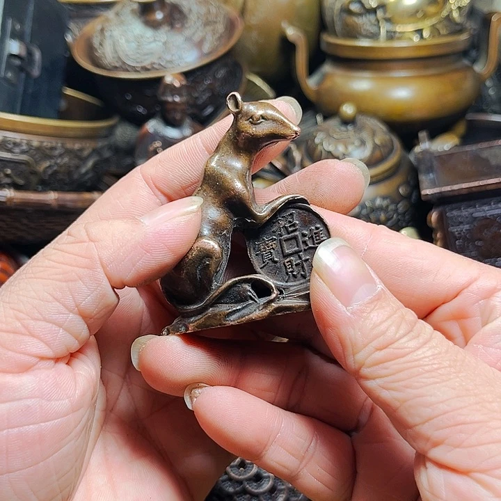 铜材质摆件收收藏藏