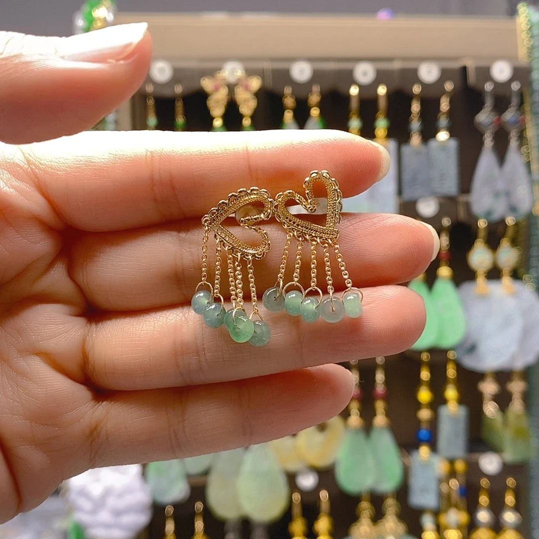 未镶嵌翡翠耳饰翡翠