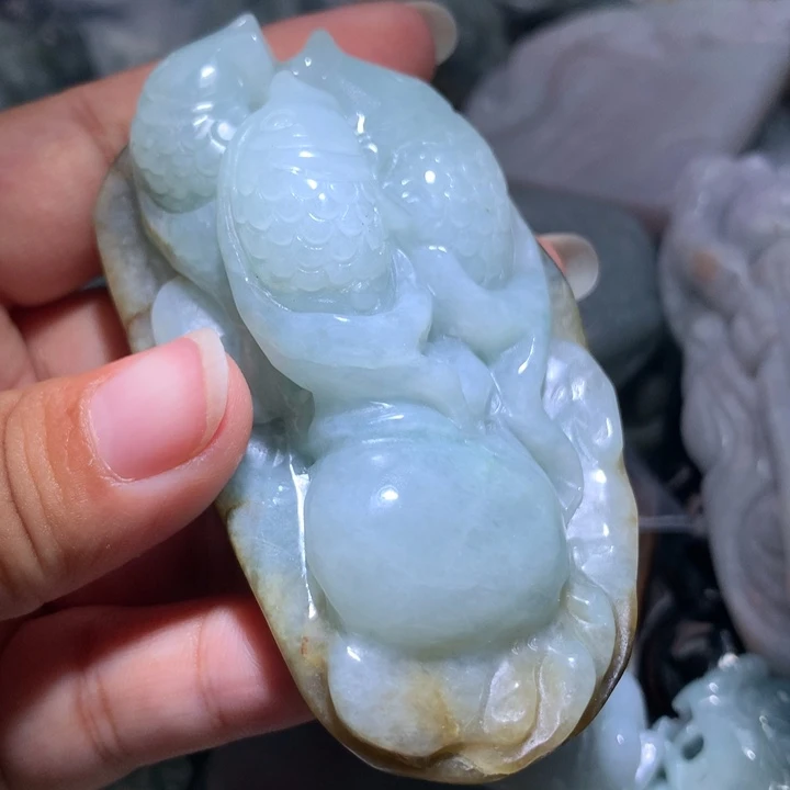 翡翠未镶嵌颈饰保真天然A货翡翠