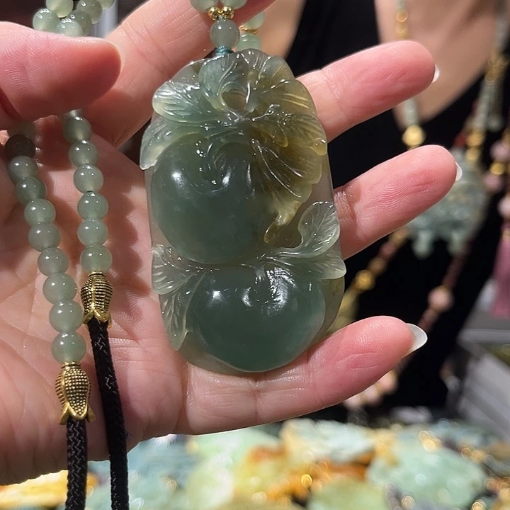 岫玉未镶嵌毛衣链