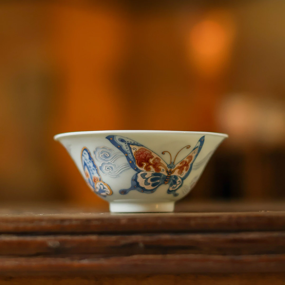 【见珊】青花釉里红-金银错蝴蝶-屹朴堂-斗笠杯-90CC（屹朴0073）