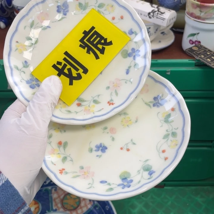 他家瓷器真美…开播了