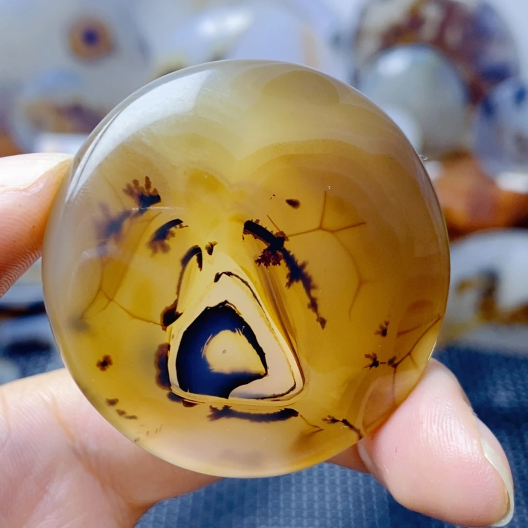 玛瑙/玉髓未镶嵌珠宝奇石