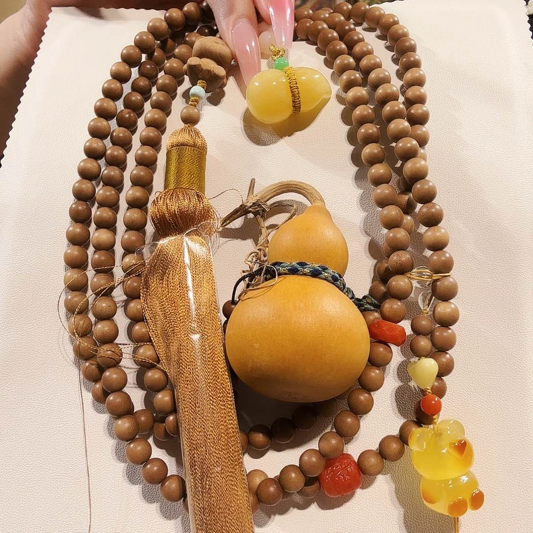 蜜蜡颈饰未镶嵌老山檀斜挎