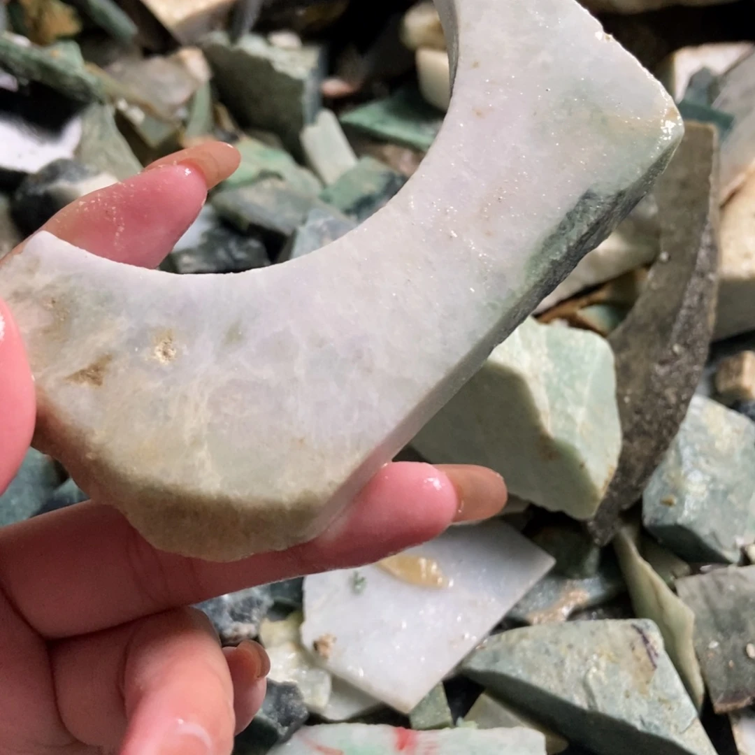 翡翠未镶嵌挂件天然翡翠