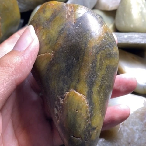 未镶嵌和田玉（糖玉）挂件