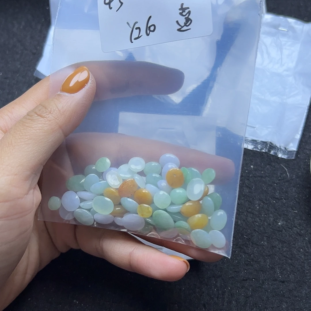 蓝***海定制翡翠未镶嵌翡翠裸石