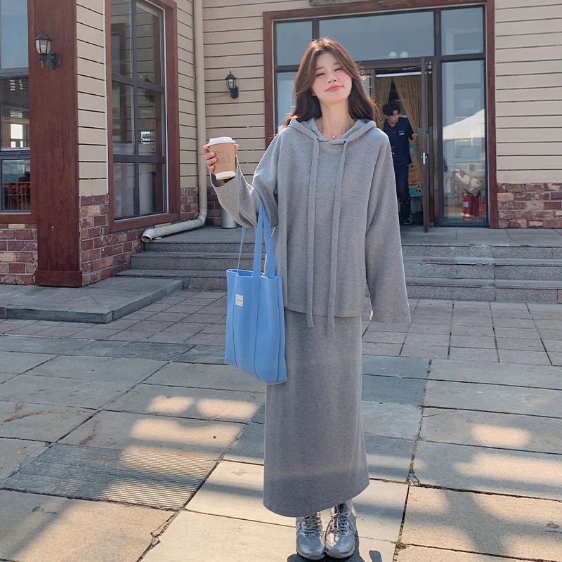 慵懒风休闲灰色卫衣套装裙女2025春秋新款学院风减龄半身裙两件套