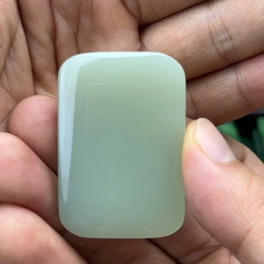 和田玉未镶嵌珠宝半成品