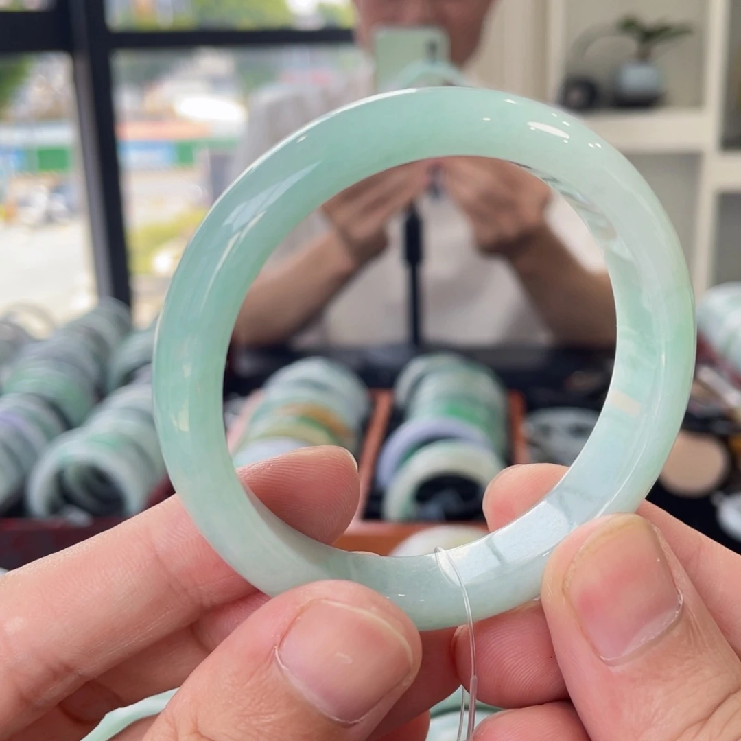 未镶嵌手镯翡翠56.1