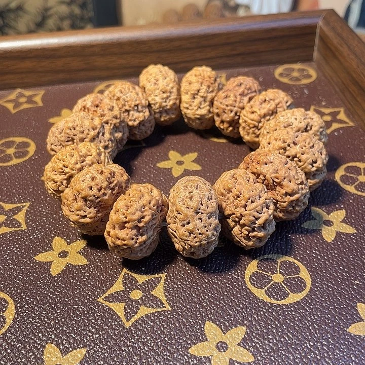 手串金刚菩提25mm夹板飞碟 肉度好