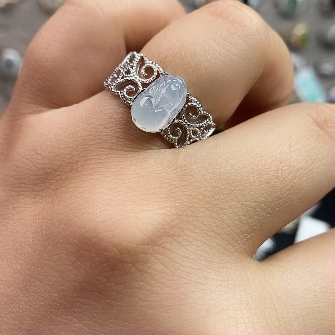 翡翠未镶嵌戒指翡翠