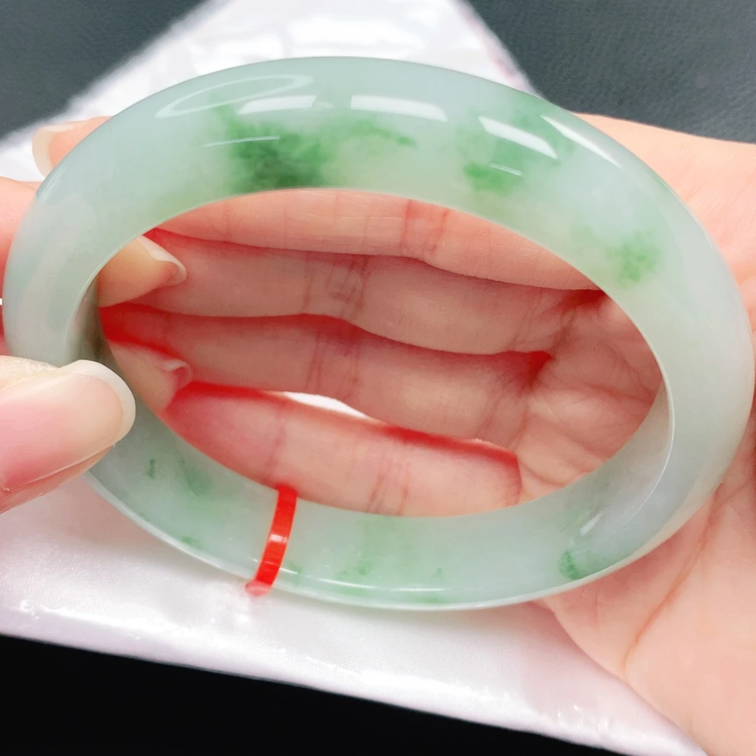 翡翠未镶嵌手镯61圈