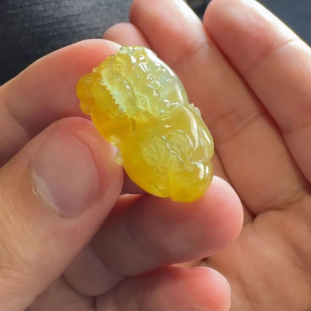 翡翠颈饰未镶嵌貔貅