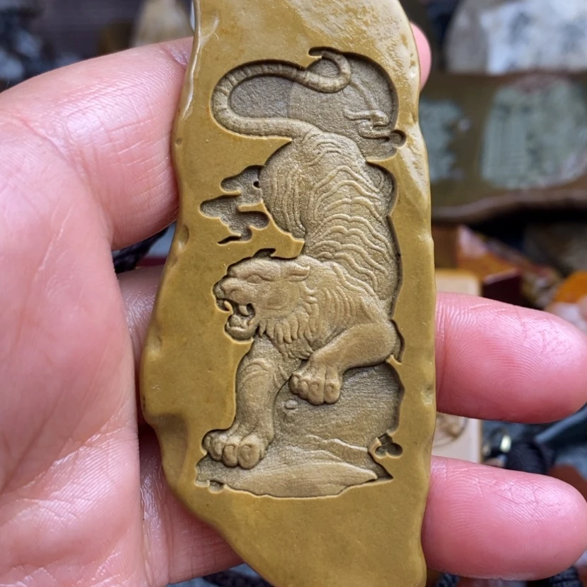 【闪购商品】原石雕刻手把件