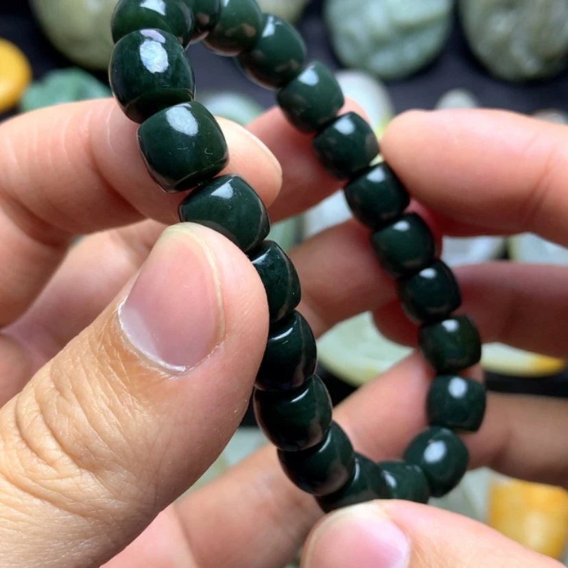 【闪购商品】颈饰未镶嵌和田玉