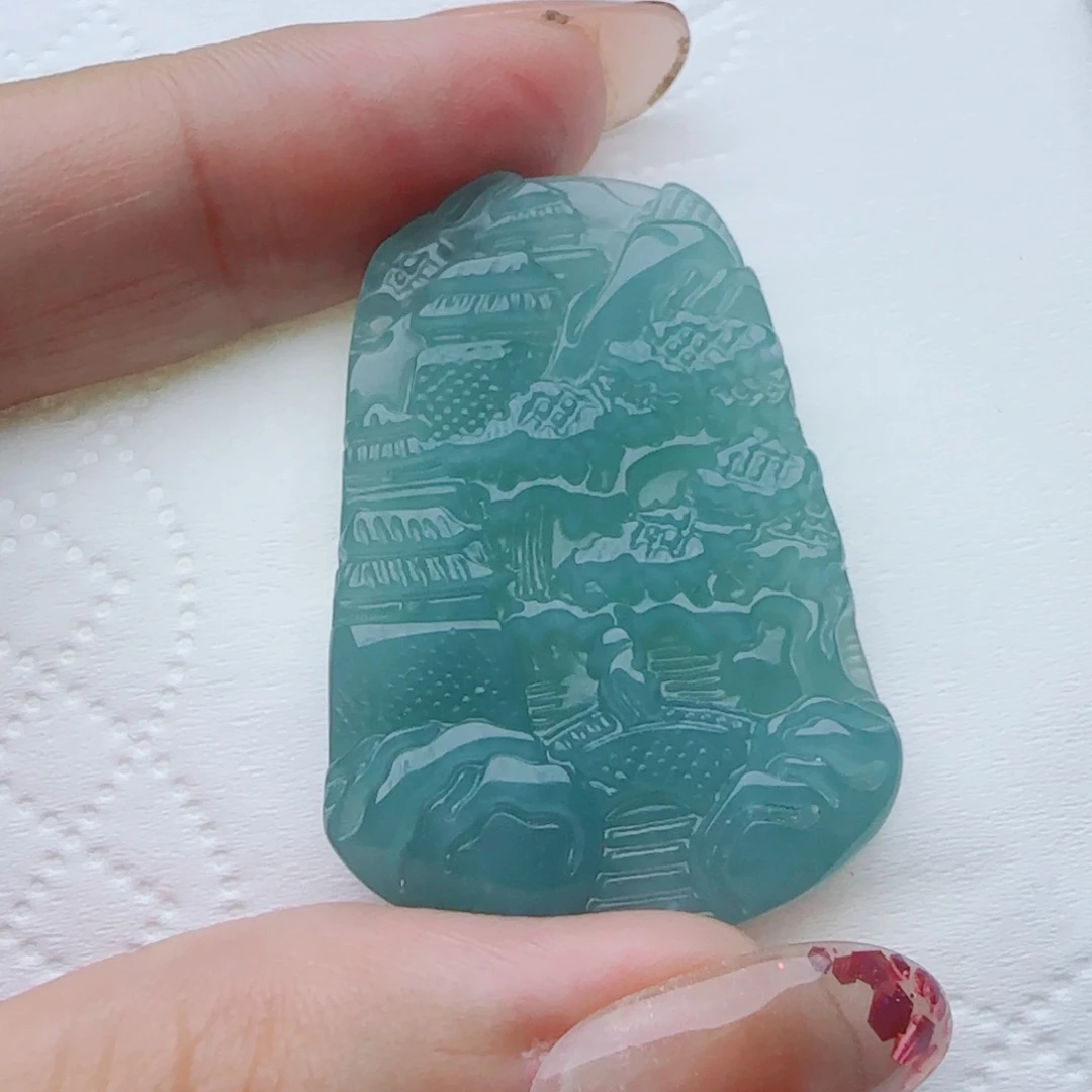 翡翠未镶嵌颈饰多样性发货天然的A货翡翠