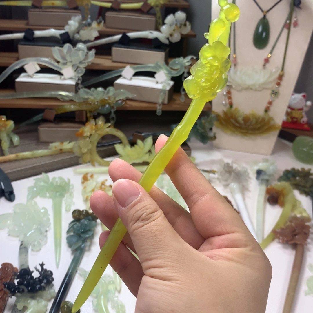 蛇纹石玉未镶嵌发饰