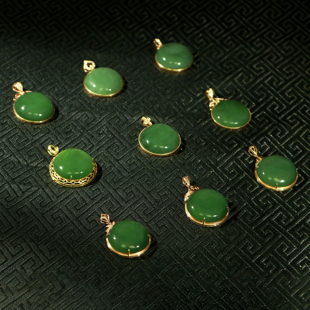 【凰一品】 18K和田玉吊坠多样性发一