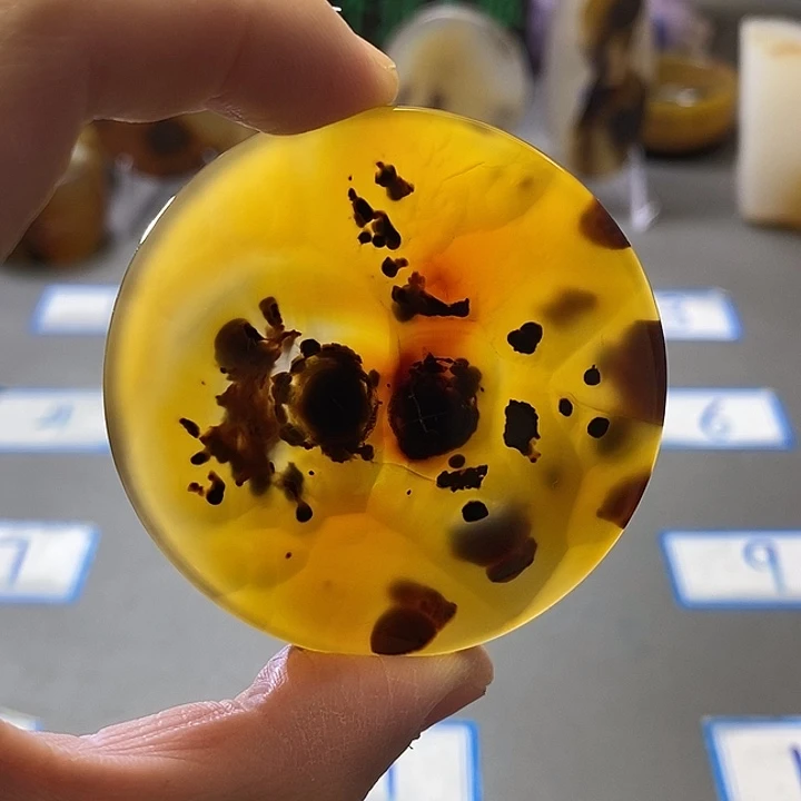 玛瑙/玉髓未镶嵌珠宝半成品1