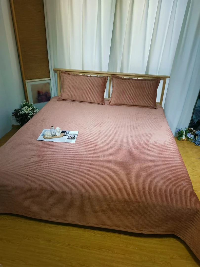 清雅绒床盖230*250微瑕～A300