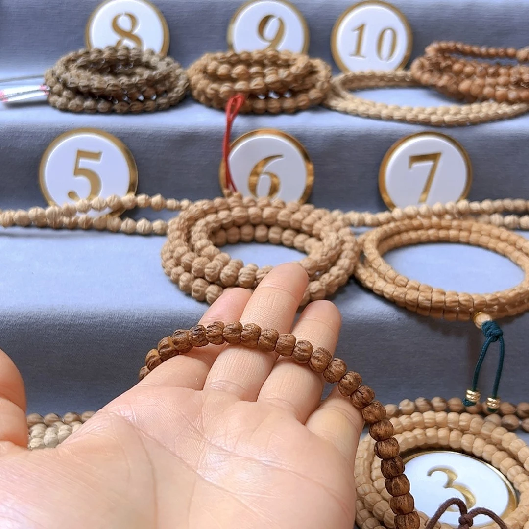 柏香籽/百香籽手串九****?