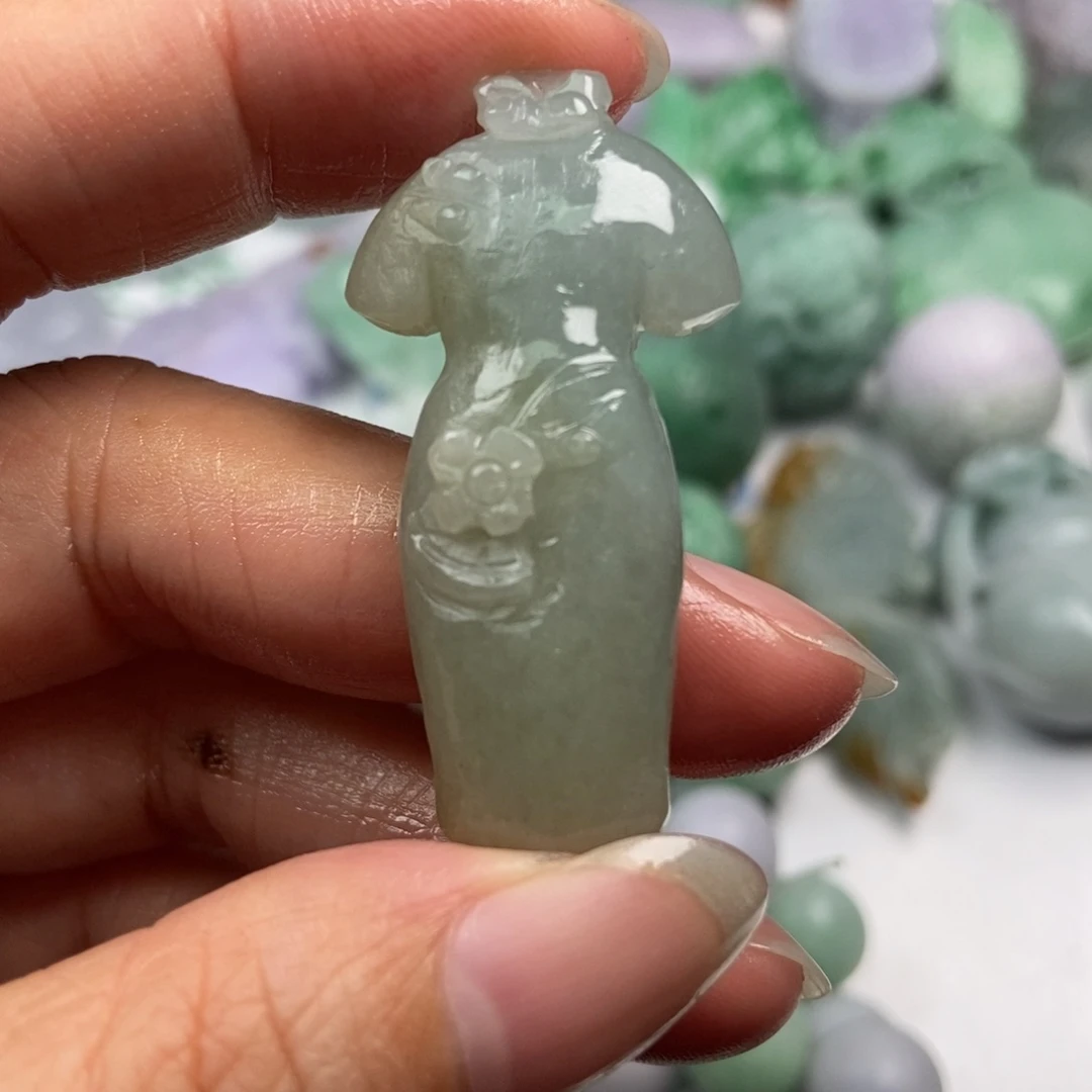 定制翡翠未镶嵌翡翠