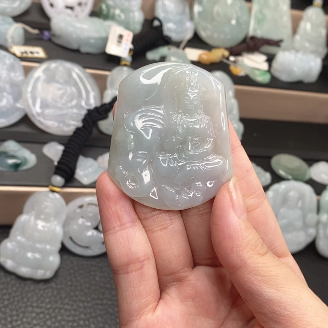 颈饰未镶嵌翡翠普贤