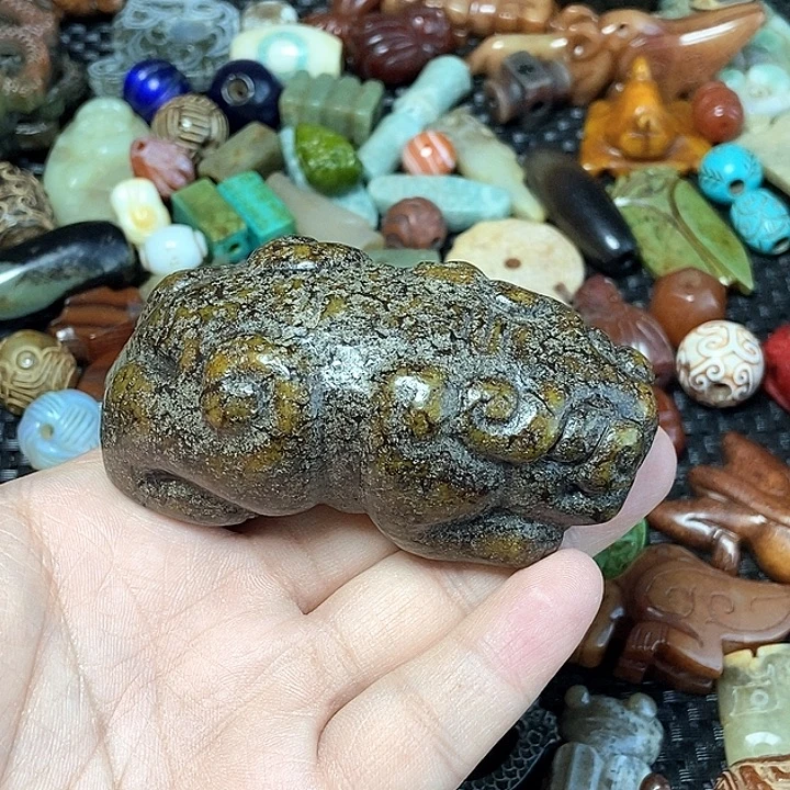 和田玉未镶嵌颈饰15