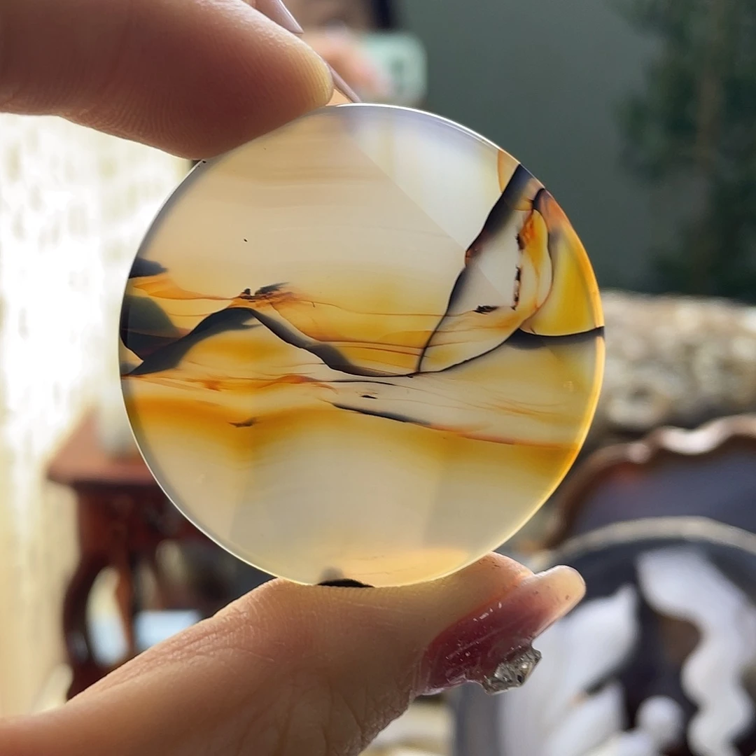 玛瑙/玉髓未镶嵌珠宝奇石