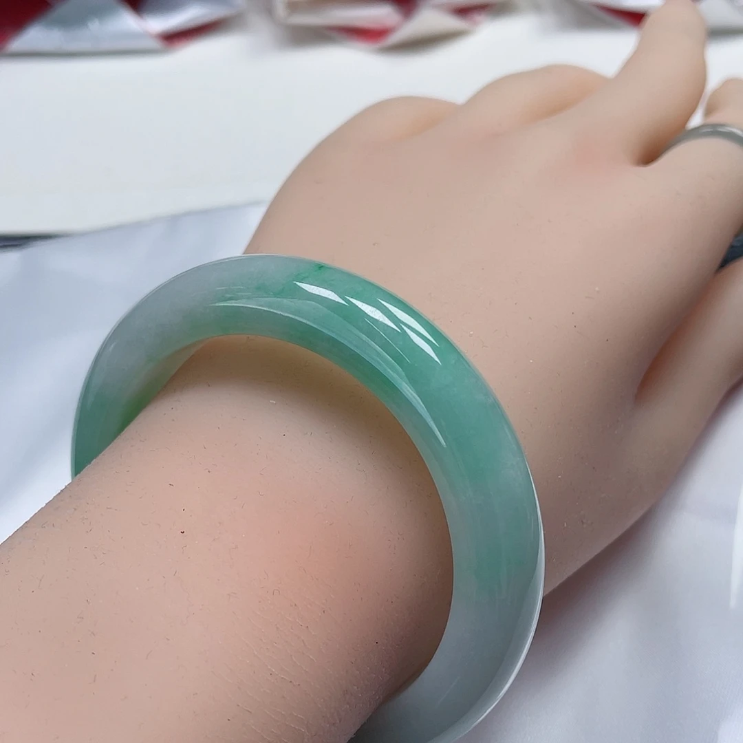 翡翠手镯未镶嵌缅甸翡翠52圈111