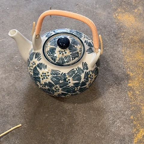 微瑕，不能明火，泡茶壶