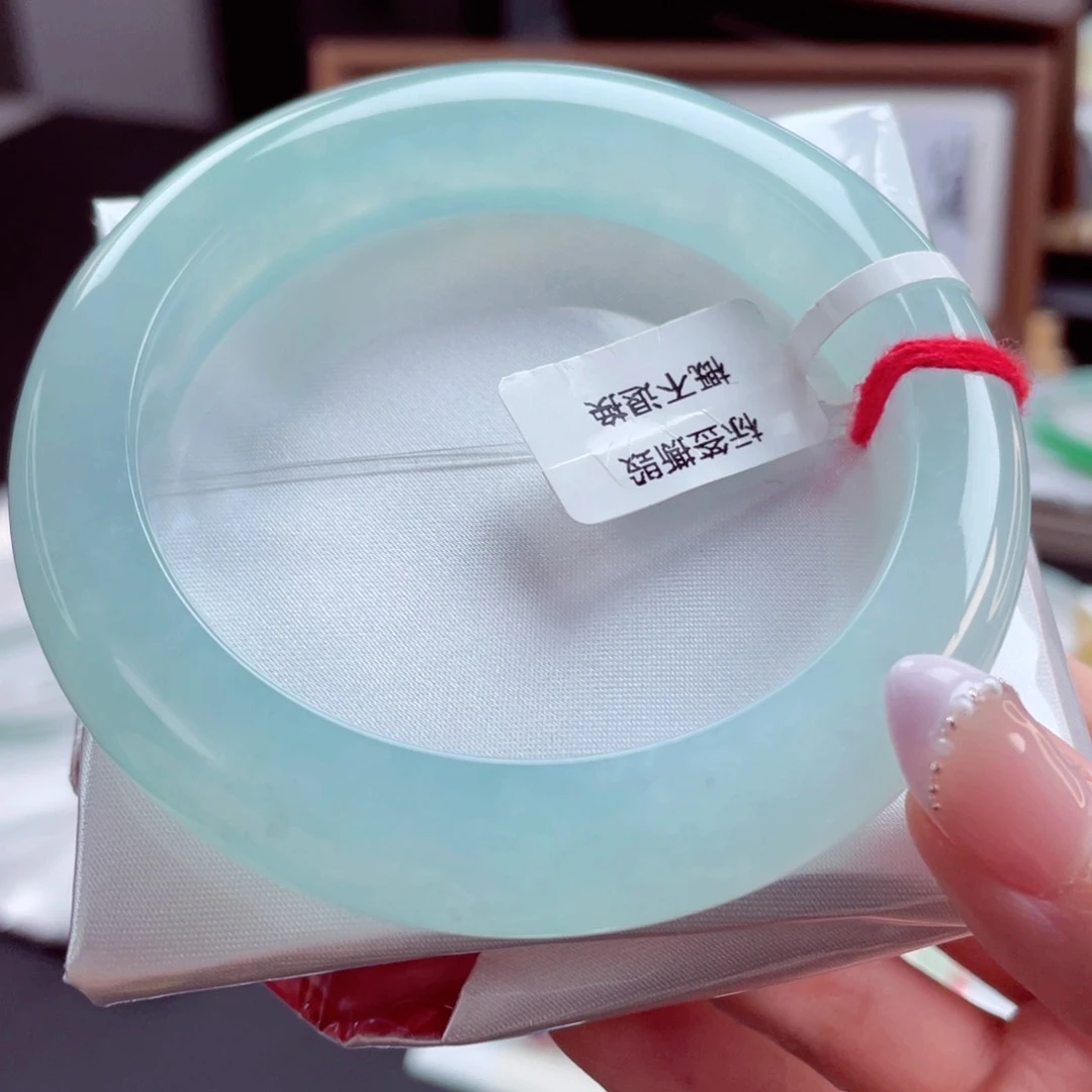 翡翠手镯未镶嵌575859圈99