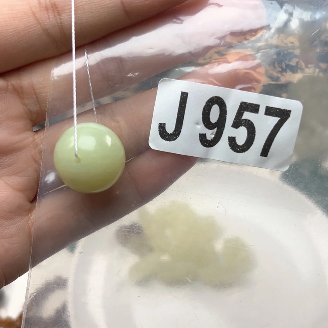 未镶嵌和田玉珠宝奇石