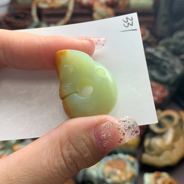 岫岩河磨玉（透闪石质玉）把件未镶嵌魅****轮