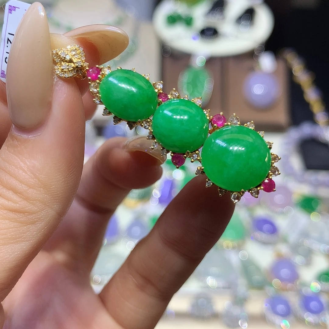 翡翠18K金镶嵌颈饰