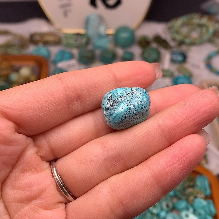 绿松石未镶嵌扣子