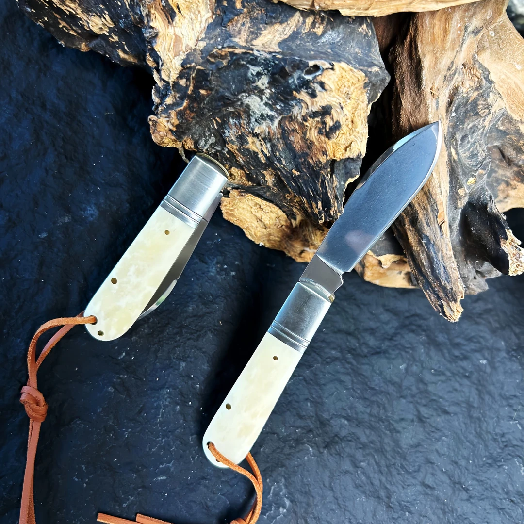 折叠水果刀无锁 驼骨握把 VG10钢 硬度高锋利度好 可送人可自用