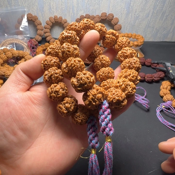 金刚菩提手串原生态发两条