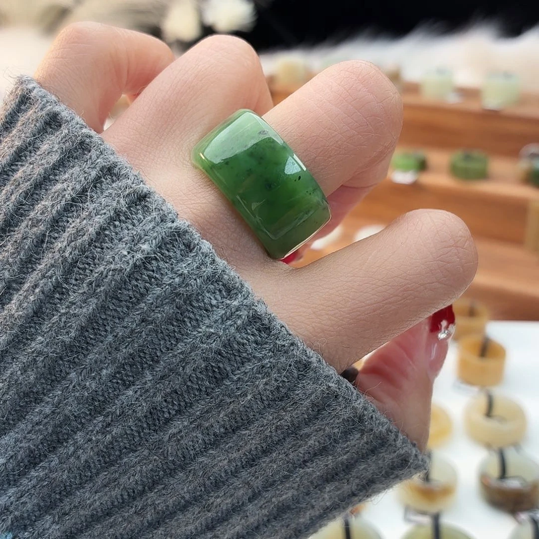 和田玉未镶嵌戒指i46碧玉圆切18.7mm