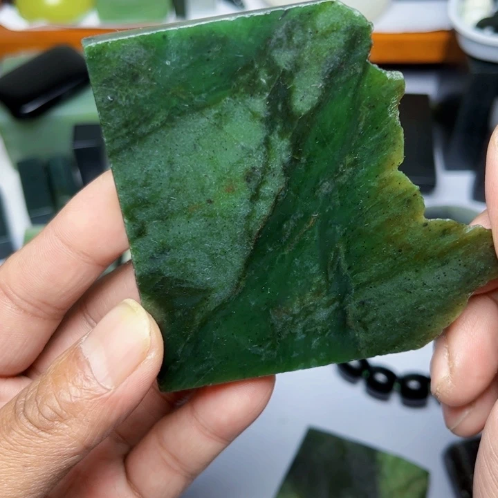 未镶嵌和田玉珠宝半成品